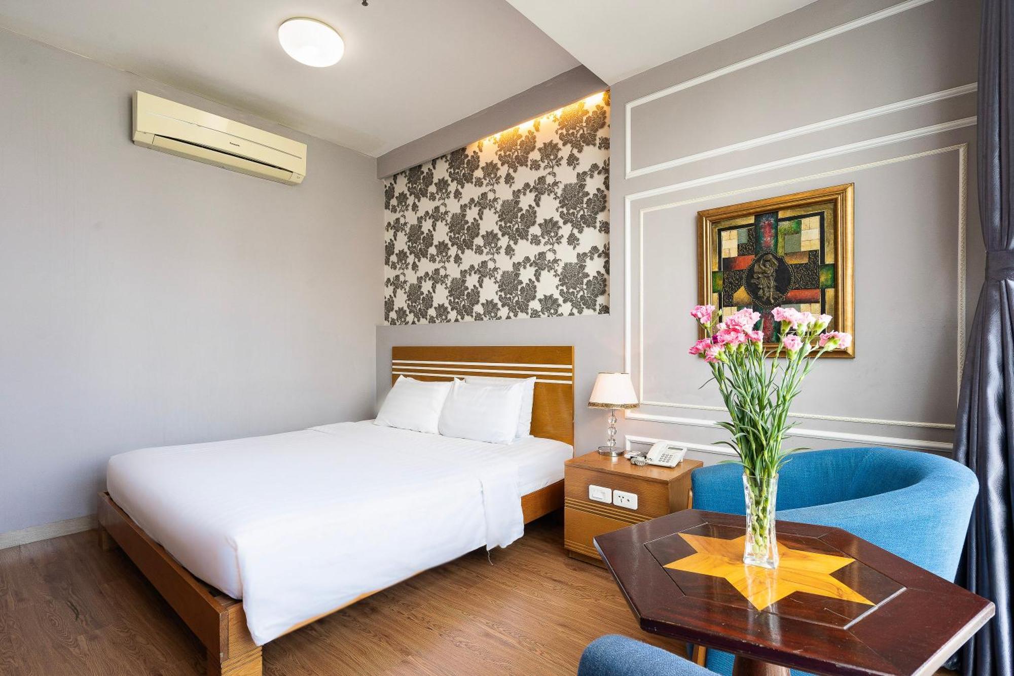 Lucky Star Hotel - Bui Vien Walking Street Ho Şi Min Dış mekan fotoğraf
